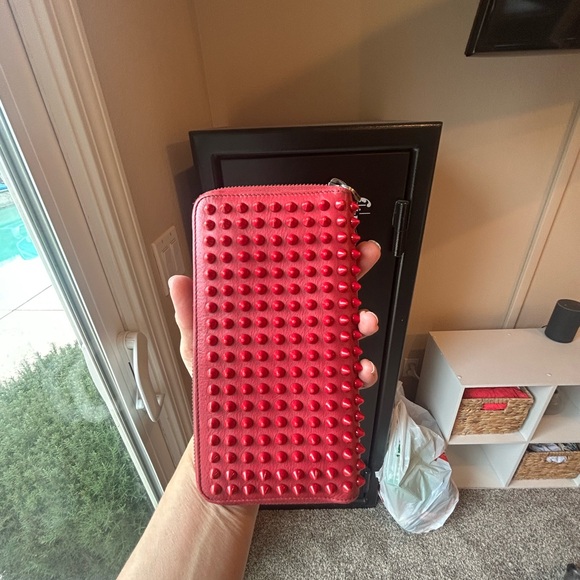 Christian Loubuiton spike wallet - Picture 12 of 13
